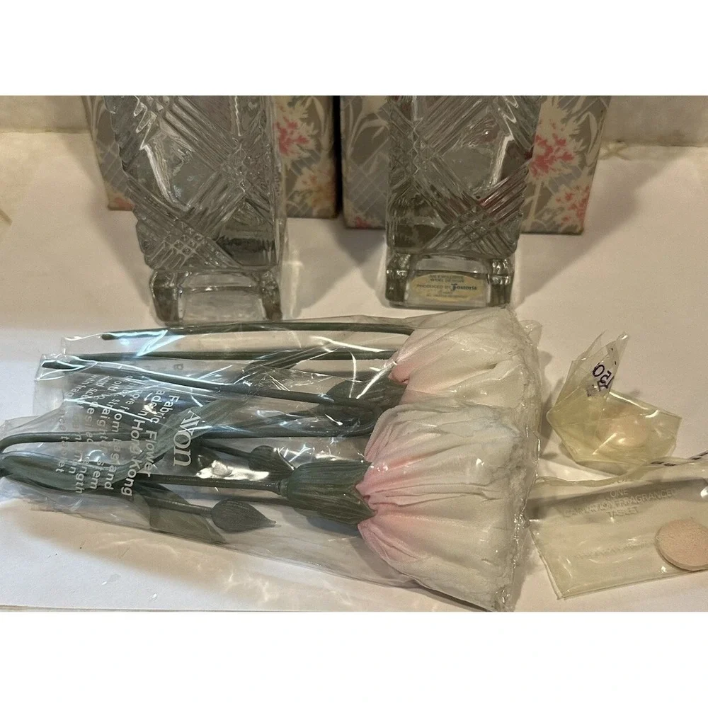 2 Vintage AVON 6